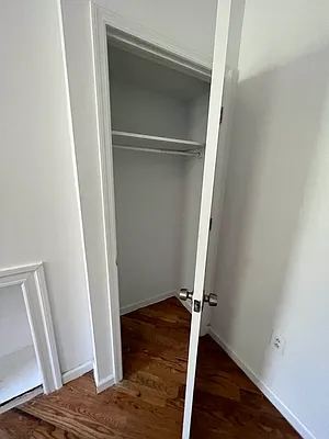 Rented by Delmark Realty LLC | media 7