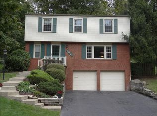 5971 Dashwood Dr, Bethel Park, PA