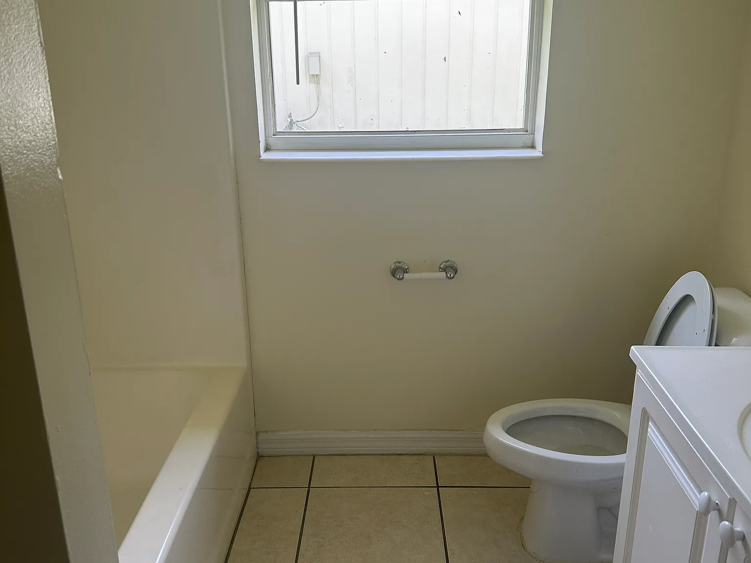 2 bed, $1,250 — Photo 1
