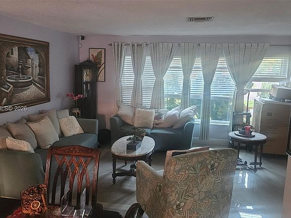 4th image of 4105 NW 78th Way