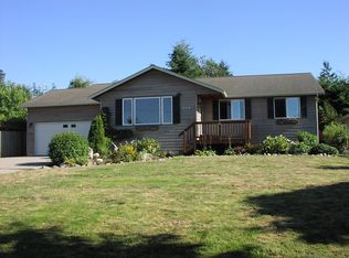 456 Harold Pl, Camano Island, WA 98282