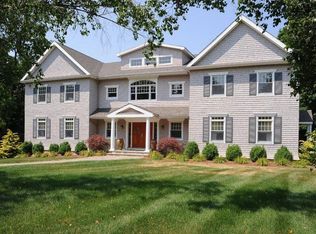 9 Sarahs Way, Bethel, CT 06801