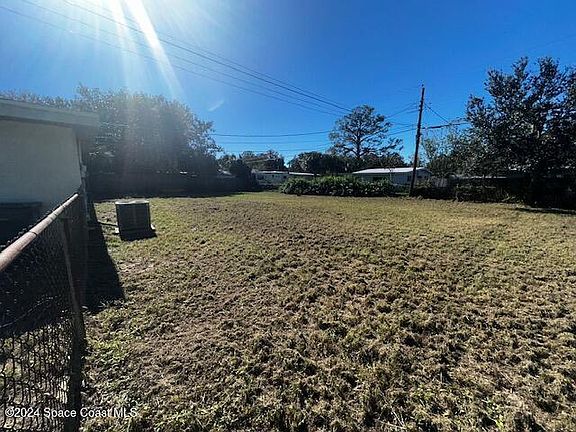3rd image of 4340 Coquina Ave
