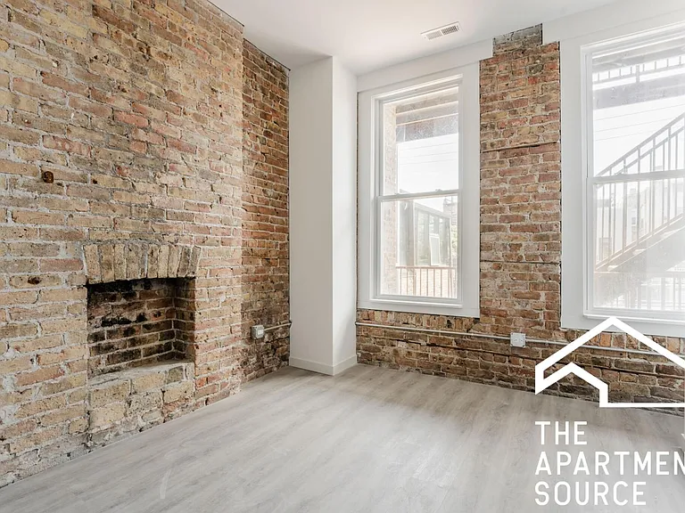 2743 W Division St #3R — Photo 18