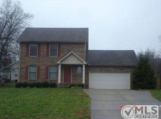 1706 Hazelwood Rd, Clarksville, TN 37042