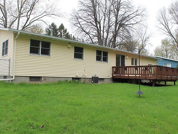 4th image of 128 Cranberry Dr