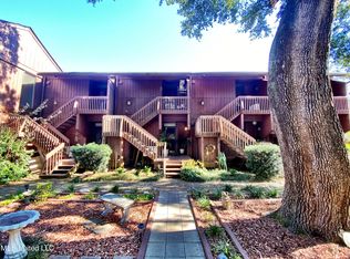 103 Lakeside Villa, Diamondhead, MS 39525