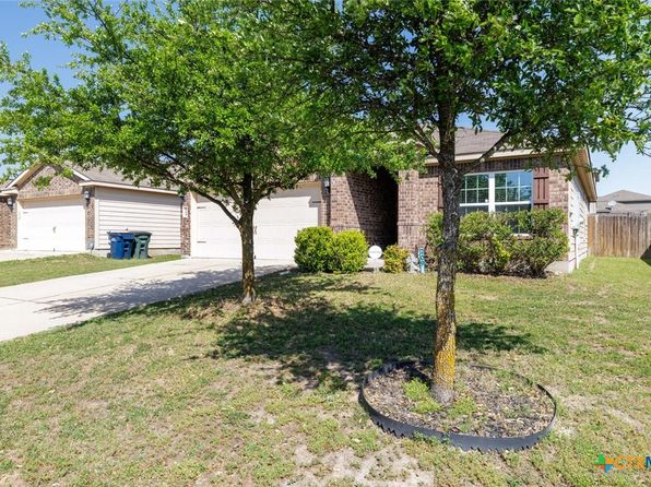 209 Farmer Ln, Jarrell, TX 76537