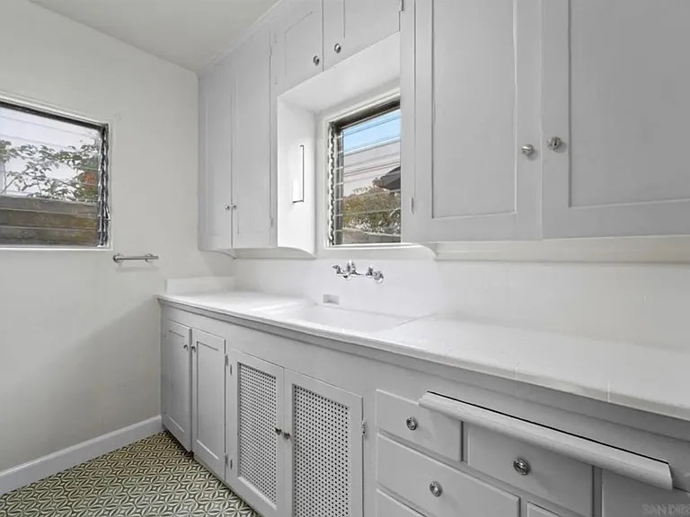 141 J Ave — Photo 9