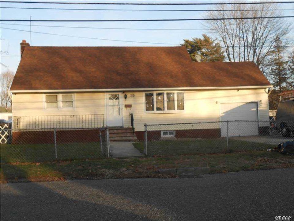 1st image of 19 N 12th St