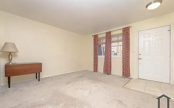 13 Gloucester Ct — Photo 3
