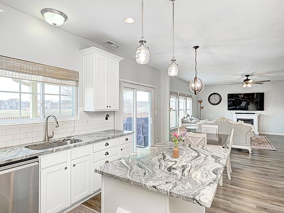 5th image of 2808 Twinleaf Dr
