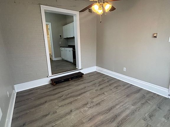 4th image of 179 E Loudon Ave APT 4