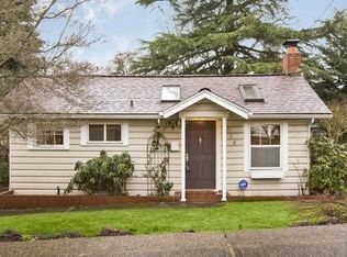 814 NE 92nd St #A, Seattle, WA 98115