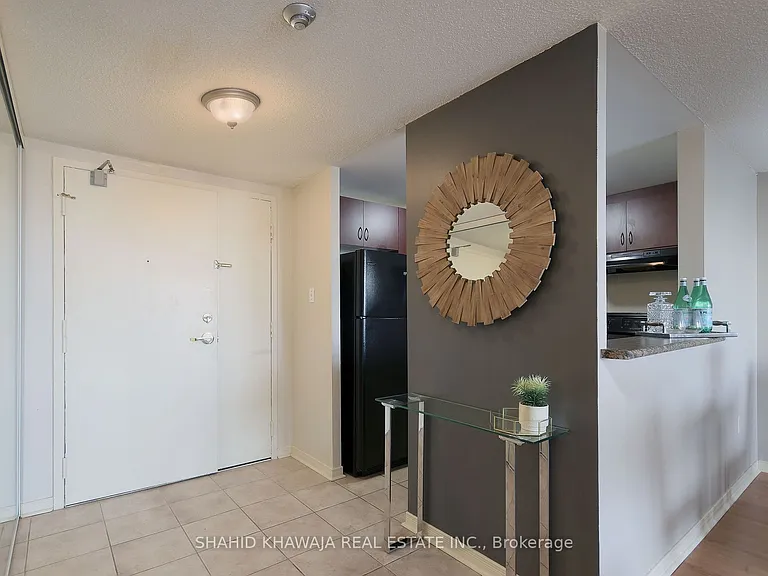 6720 Glen Erin Dr W #410 — Photo 3