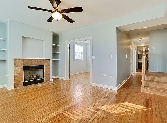 5th image of 4500 N Sacramento Ave APT G