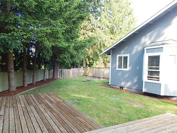 5th image of 5713 204th Street Ct E