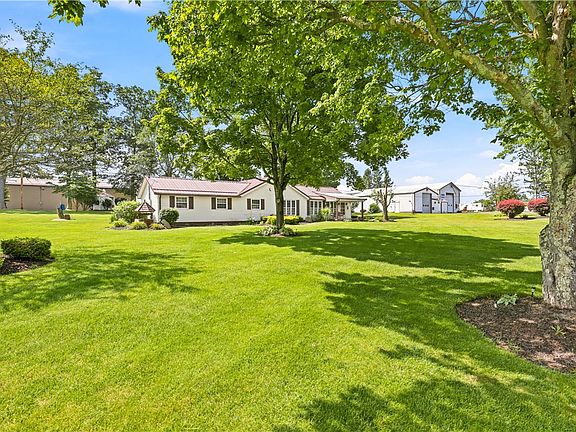 2nd image of 1951 New Centerville Rd