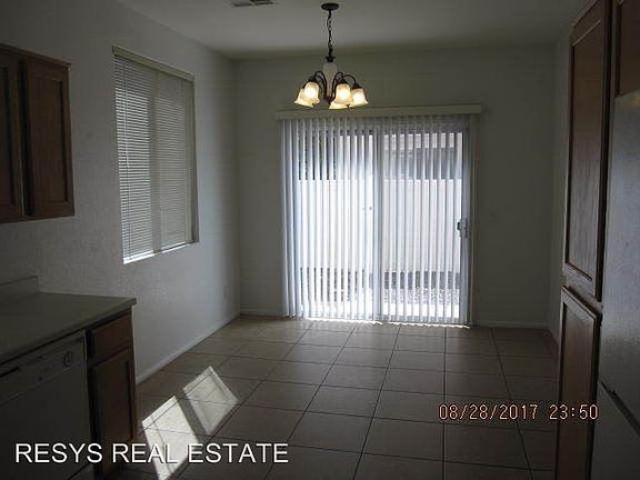 5th image of 10430 Palm Village St