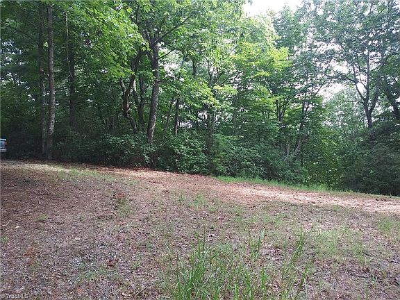 4th image of 3 Mountain Ln Lot 3