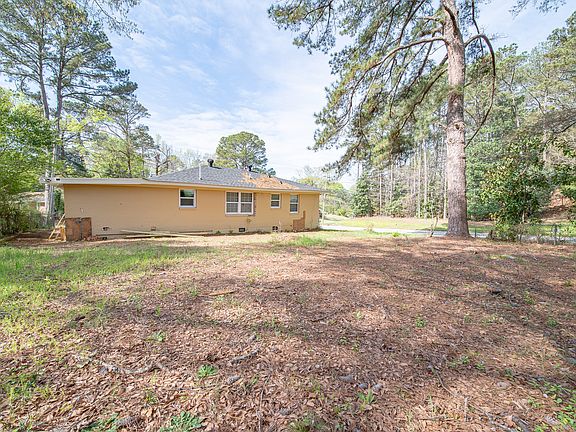 3rd image of 4559 Conner Rd