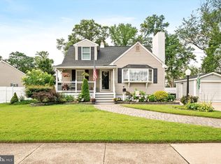 11 Kendall Rd, Hamilton, NJ 08690