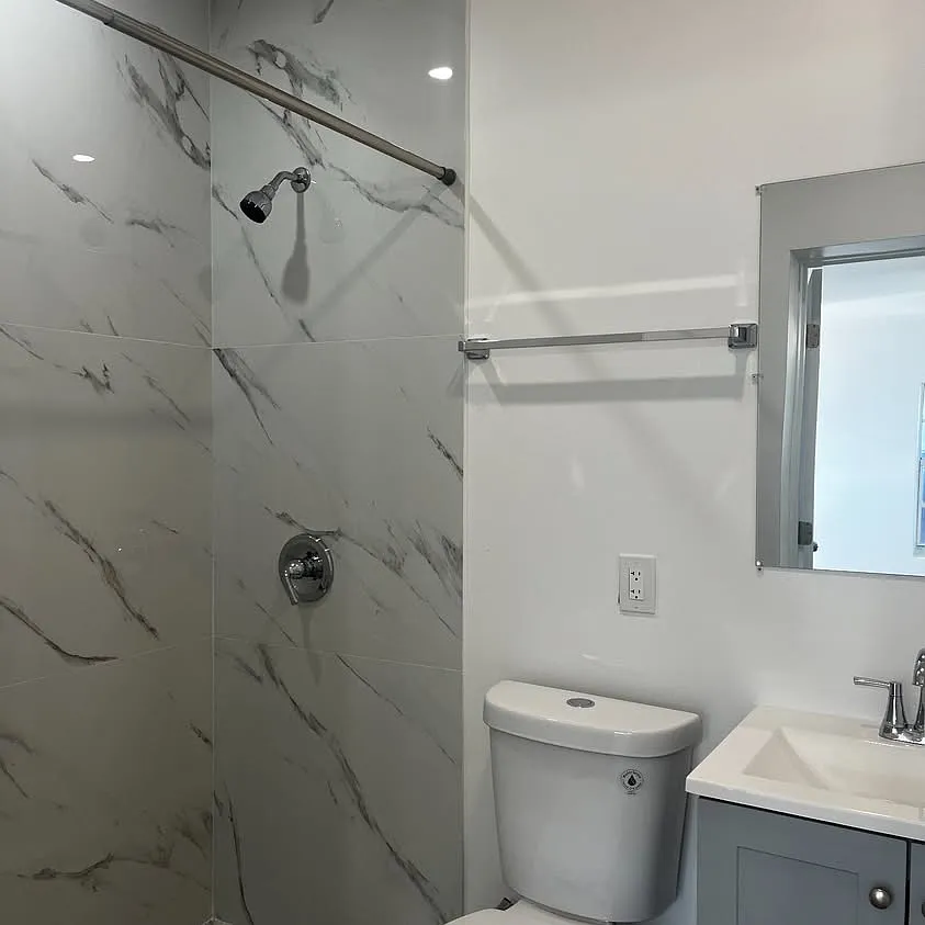 Studio, 300 sqft, $1,300 — Photo 2
