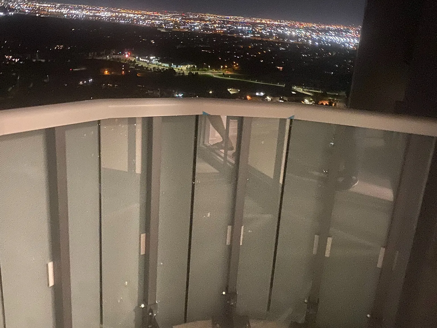 2 bed, $2,550 — Photo 2