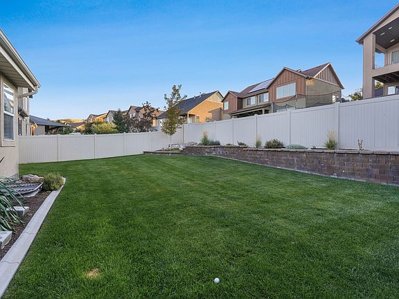 5th image of 14738 Tangle Hill Rd