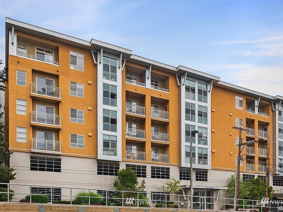 1st image of 118 107th Ave NE Unit B301
