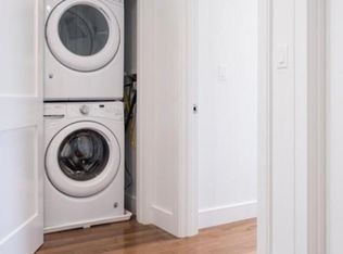 11 Temple St #10S, Boston, MA 02114