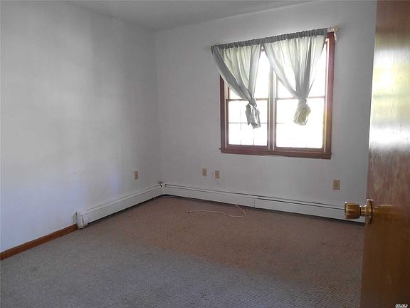 3rd image of 20 Seaside Ave