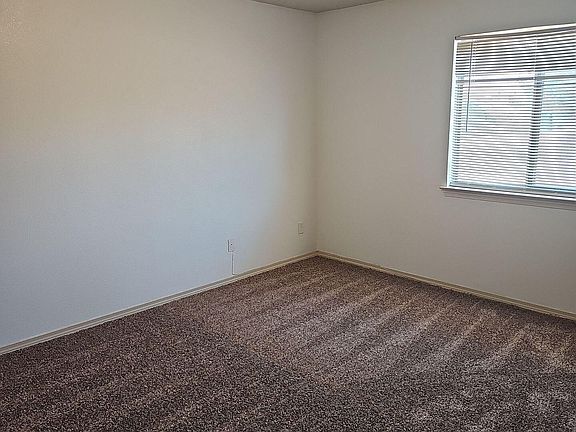 4th image of 3404 Blue Earth Ln APT B
