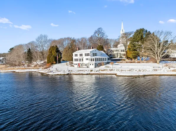 15 Church Lane, Phippsburg, ME 04562