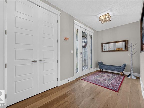 3rd image of 2032 90th St SW