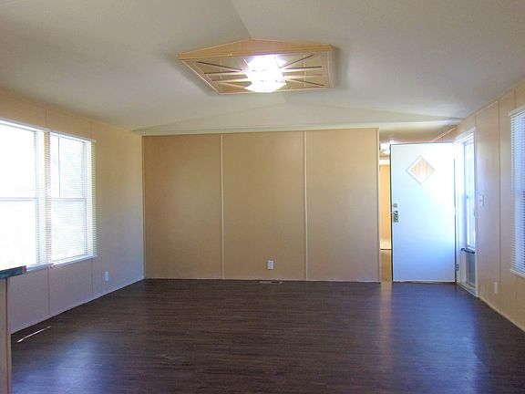 3rd image of 4943 Julie Dr #38