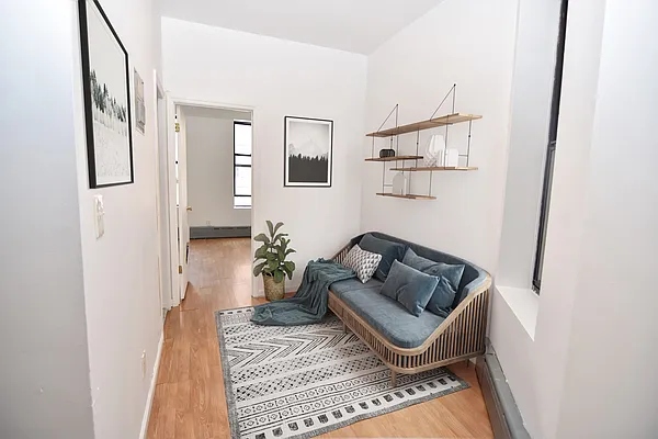 Rented by Compass | media 13