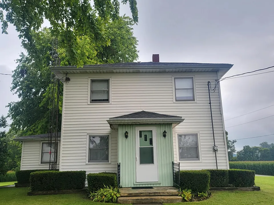 5825 Rockport Rd