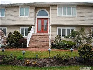 1st image of 126 Berkeley Pl