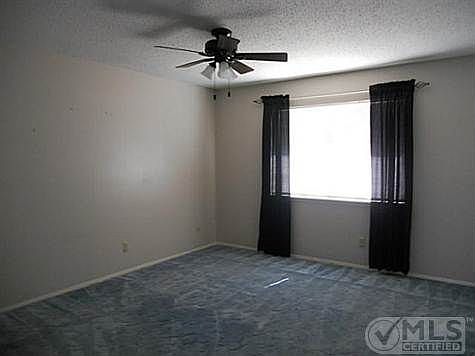 4th image of 3208 Beachcomber Dr