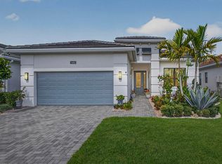 5492 St Armands Way, Westlake, FL 33470