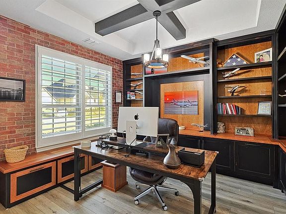 3rd image of 805 Placid Way