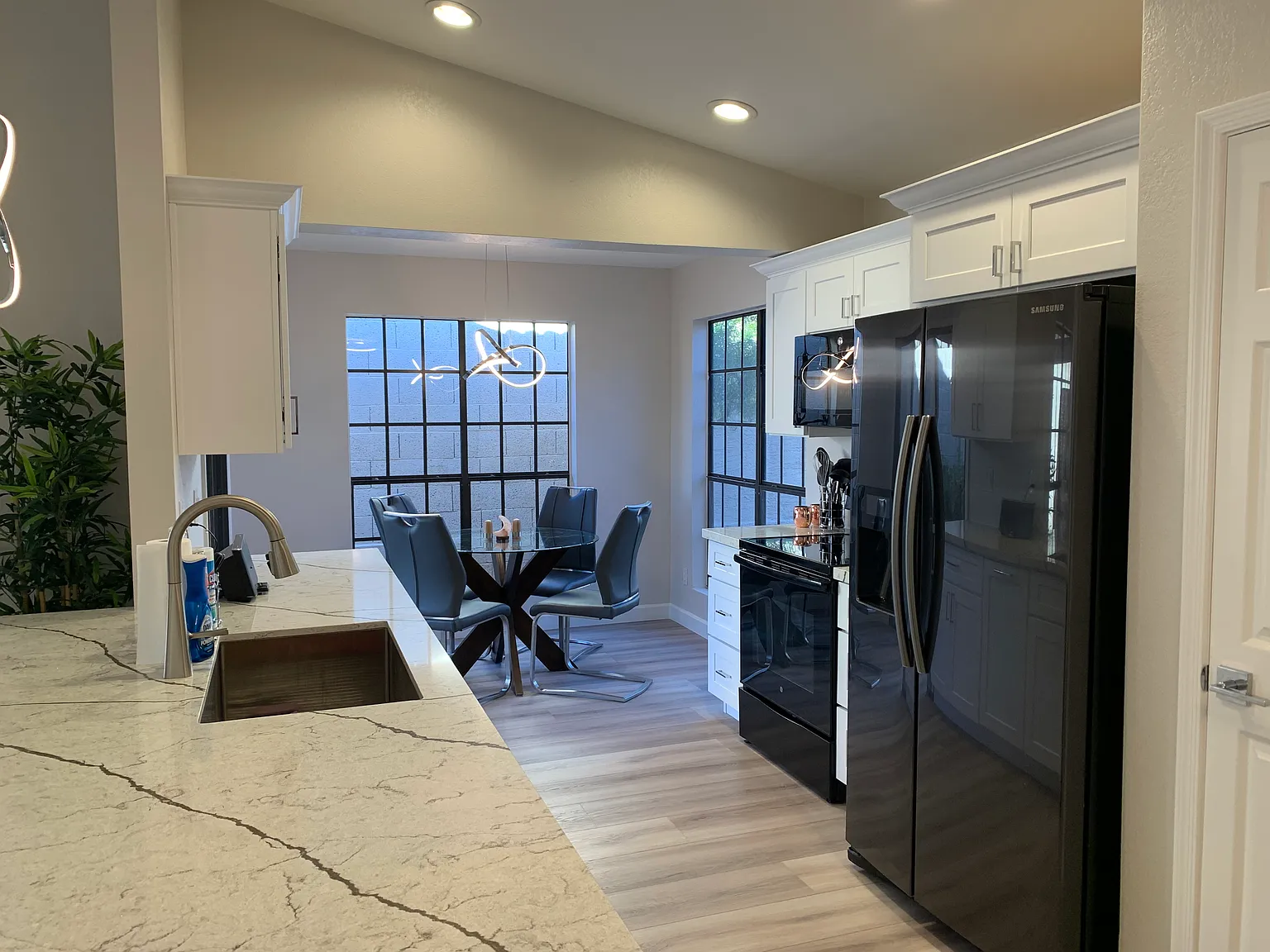 2 bed, 1180 sqft, $900 — Photo 3