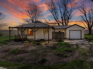 9391 20th St, Stanley, IA 50671