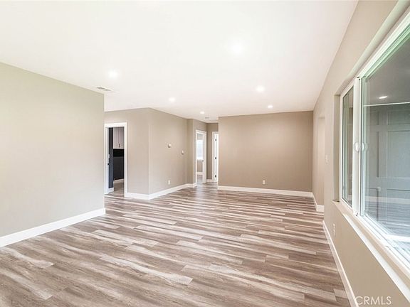 5th image of 6633 Costello Ave