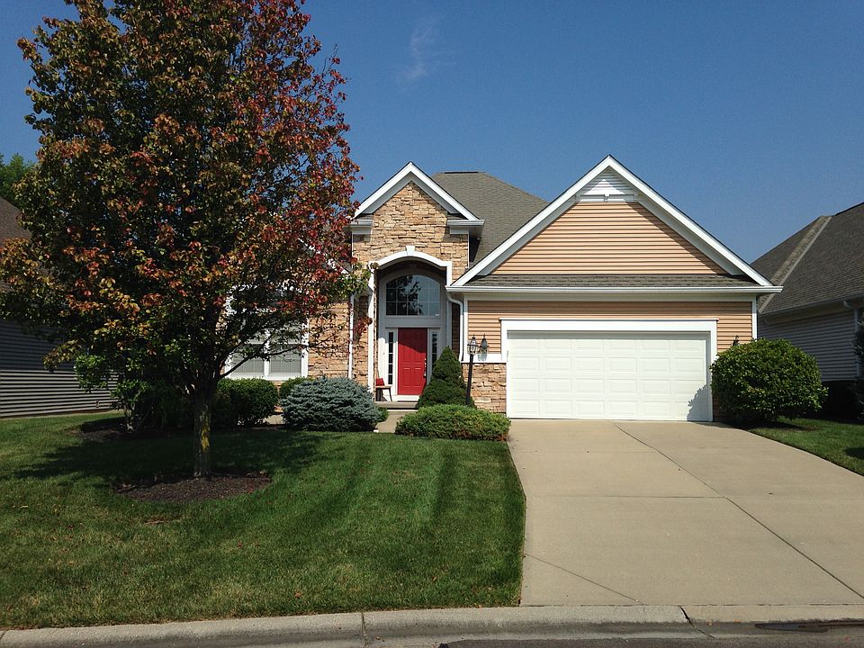 1st image of 907 Pine Valley Ln