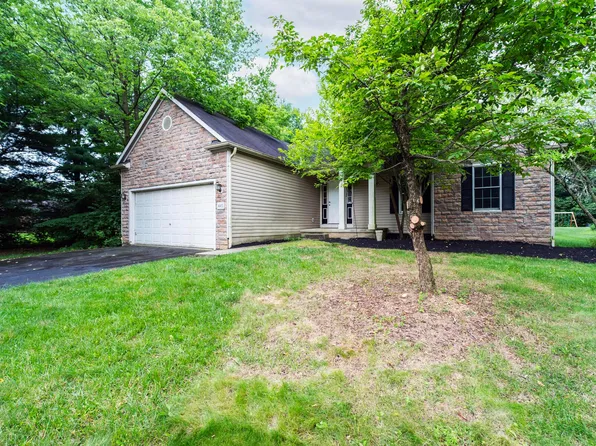 445 Hennigans Grove Rd, Grove City, OH 43123