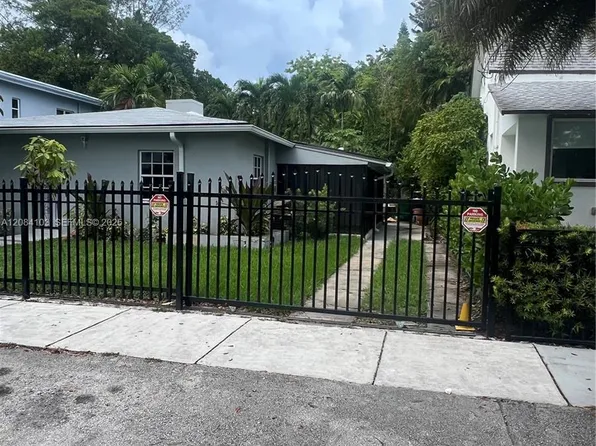 445-47 NE 69th St #447, Miami, FL 33138
