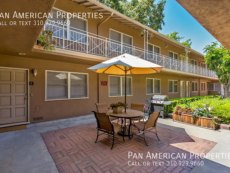 335 S Los Robles Ave #R — Photo 26