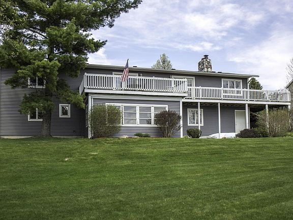 3rd image of 939 Highland Dr